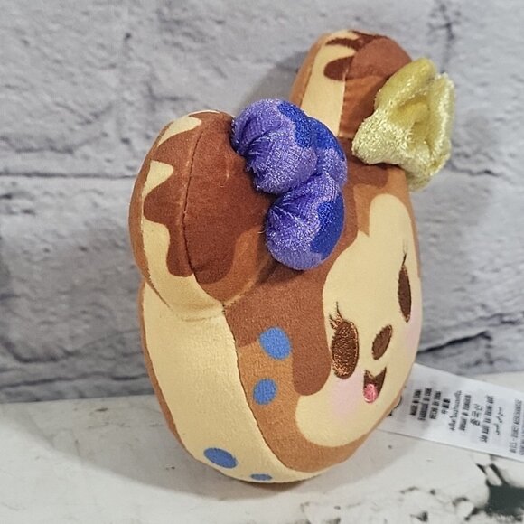 Disney Munchlings Fruity Finds Blueberry Pancake Minnie Mouse Scented Plush - Picture 3 of 6